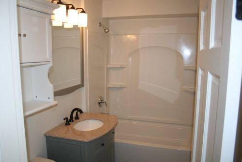 906 Southbridge St, Worcester MA 01610-2927 exterior