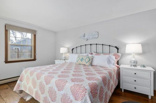 16 Joshuas Way, Chatham MA 02633-1565 exterior