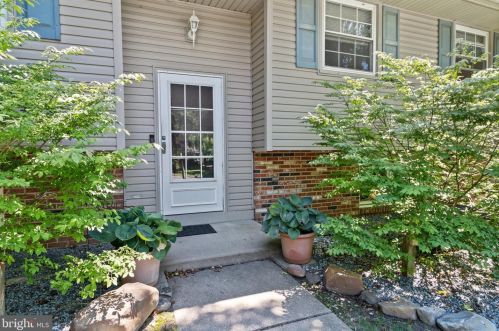 125 Linden Ave, West Deptford, NJ 08051-1524