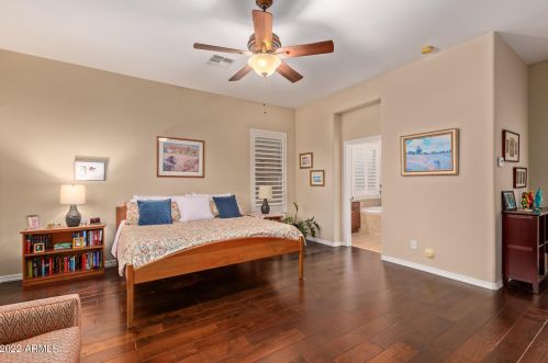 1816 Eagle Talon Trl, Phoenix AZ 85085-5344 exterior