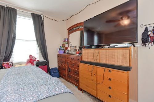 61 Prospect St, Taunton MA 02780-3422 exterior