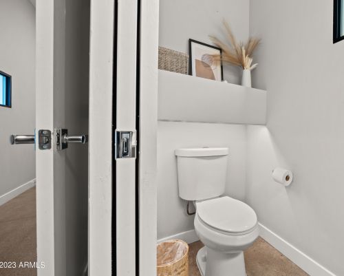 6846 13th Pl, Phoenix AZ  85014-1120 exterior