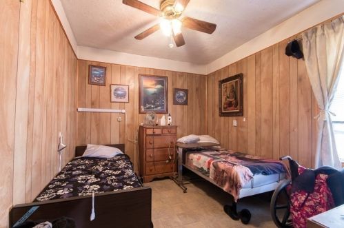 109 Diman St, Fall River MA 02721-1027 exterior