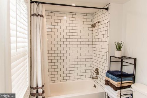 134 Mantua Blvd, West Deptford NJ 08051-1038 exterior