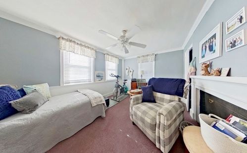 3 Hillsboro St, Quincy MA 02169-8913 exterior