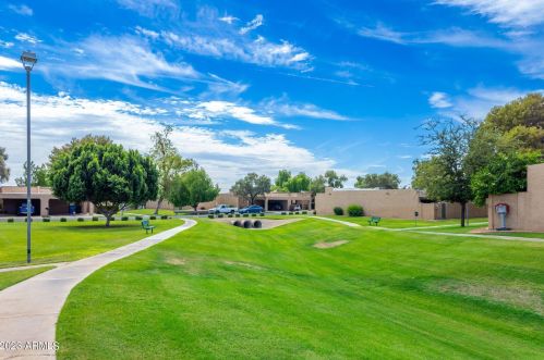 1173 Beryl Ave, Phoenix AZ 85021-2480 exterior