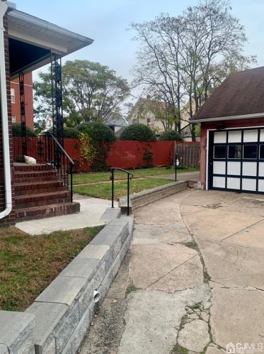 90 Pershing Ave, Carteret NJ  07008-2561 exterior
