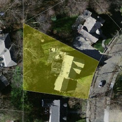 37 Boulevard Rd, Newton MA 02459-1203 aerial view