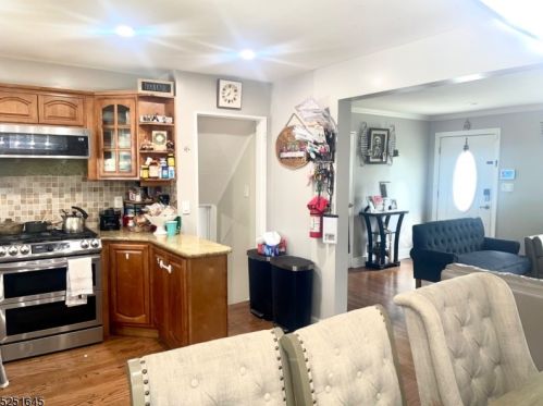 69 Montgomery Pl, Belleville NJ  07109-1314 exterior