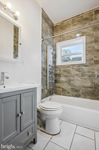 2135 20 St, Philadelphia PA 19121-1517 exterior