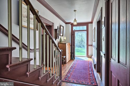 385 Springview Rd, Carlisle PA 17015-7411 exterior