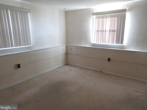 1201 Simpson Ave, West Deptford NJ 08063-1133 exterior