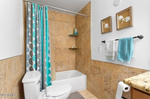 9604 15 Pl, Phoenix AZ 85024-3649 exterior