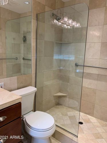 3421 Camelback Rd, Phoenix AZ 85033-1535 exterior