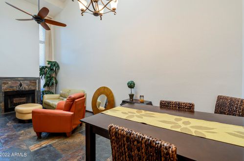 125 Beck Ln, Phoenix AZ 85032-4293 exterior