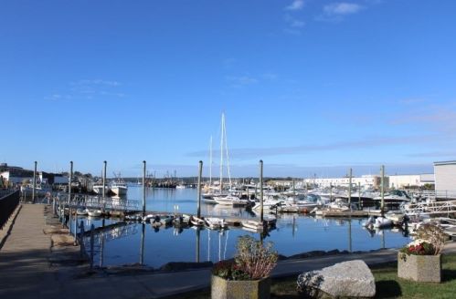 53 Main St, Gloucester MA 01930-5730 exterior