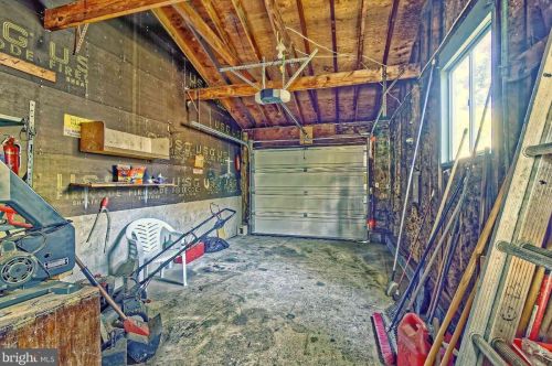 1375 Park Pl, West Deptford NJ 08093-1940 exterior