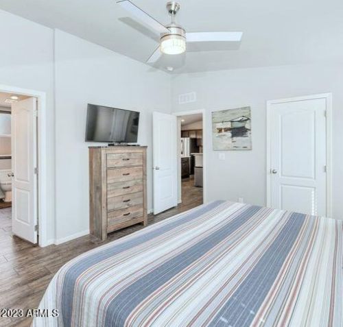 42330 3 St, Phoenix AZ 85086-7401 exterior