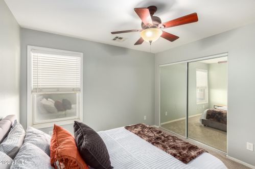 2320 Bowker St, Phoenix AZ 85040-3481 exterior