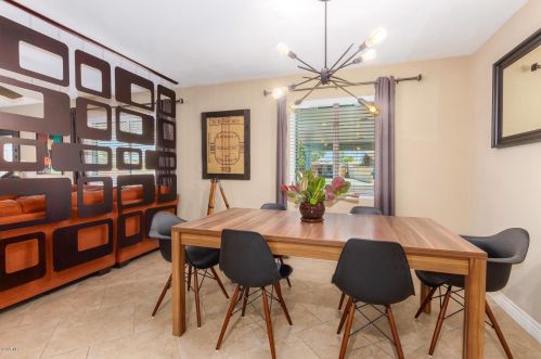 2345 Earll Dr, Phoenix AZ 85012-2632 exterior