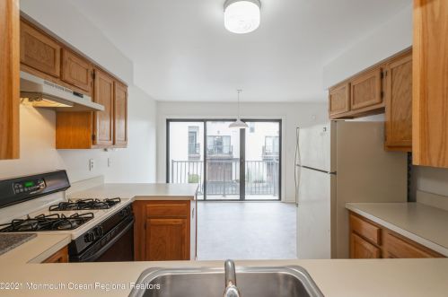 51 Tower Hl Dr, Tinton Falls NJ 07701-2400 exterior