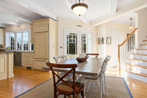 230 Skyline Dr, Chatham MA 02633-1720 exterior