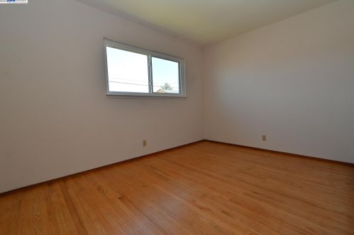 14297 Tiburon Rd, San Leandro CA 94577-6536 exterior