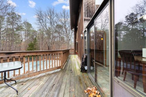 14 Knolls Dr, Jackson Twp NJ  08527-4209 exterior