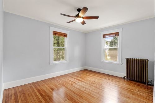 542 Eliot St, Milton MA 02186-1636 exterior