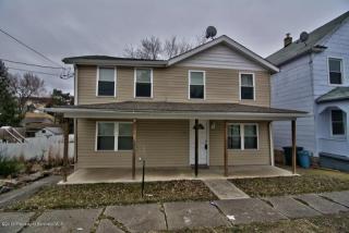 1313 Eynon St, Scranton, PA 18504-2126