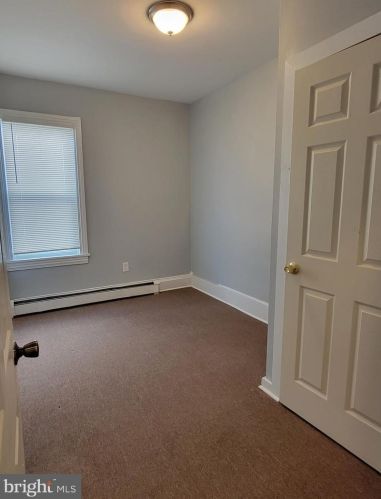 22 Barber Ave, West Deptford NJ  08096-2414 exterior