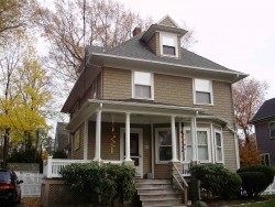 18 Tarleton Rd, Newton, MA 02459-1733