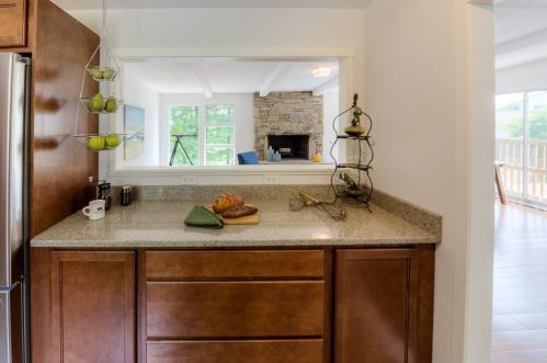 11 Forest Hill Dr, Worcester MA 01609-1013 exterior