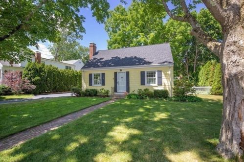 18 Stoddard Rd, Hingham MA 02043-2941 exterior