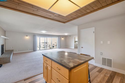 1973 Placer Dr, San Leandro CA  94578-1336 exterior