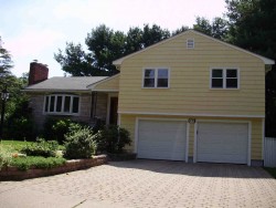 70 Dorcar Rd, Newton, MA 02459-3403