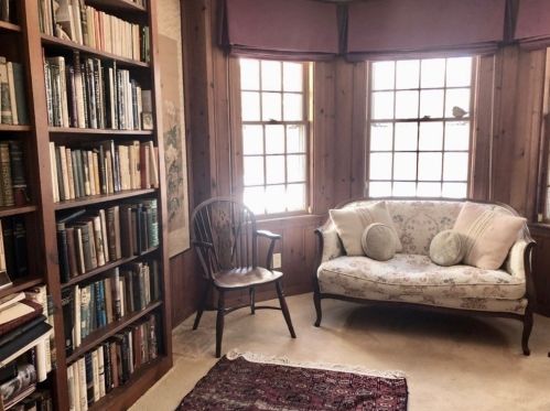 32 Old Farm Rd, Dedham MA 02026-4115 exterior