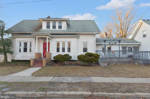 501 Summit Ave, West Deptford NJ  08093-1033 exterior