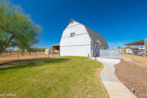 906 Carlise Rd, Phoenix AZ 85086-7479 exterior