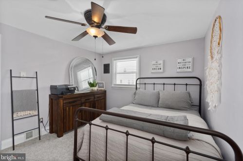 414 Morgan Ave, West Deptford NJ 08096-2818 exterior