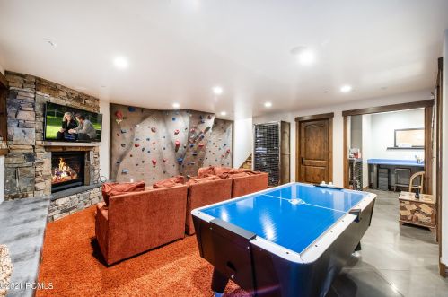 426 Woodside Ave, Park City UT exterior