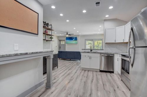 99 Holly Rd, Atlanta GA 30314-2002 exterior