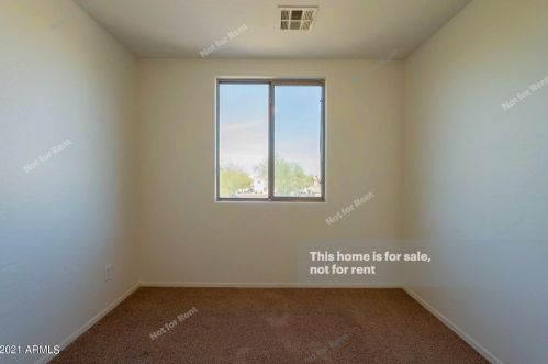 629 Atlanta Ave, Phoenix AZ 85040-2708 exterior