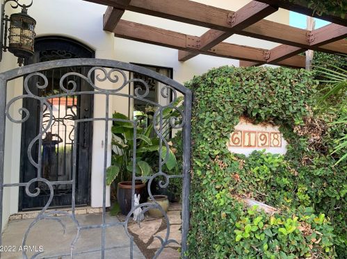 6198 28th Pl, Phoenix, AZ 85016-2157