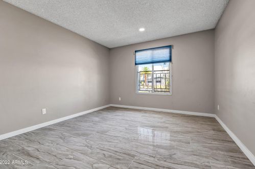 3309 Cholla St, Phoenix AZ 85029-3817 exterior