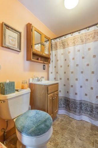 413 Danforth St, Taunton MA 02780-1642 exterior