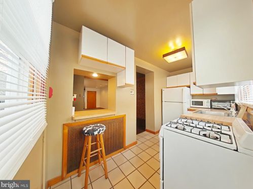 2204 15 St, Philadelphia PA 19132-4414 exterior