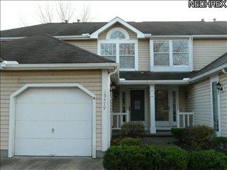 19479 Puritas Ave, Cleveland, OH 44135-6002
