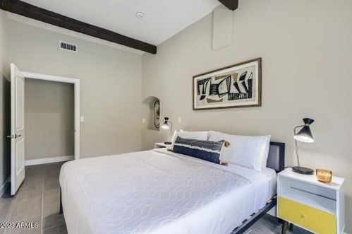 8007 7th Ave, Phoenix AZ  85021-5613 exterior