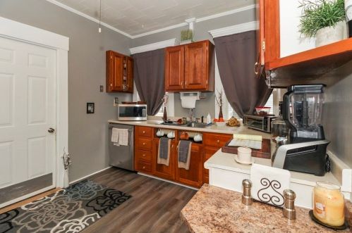 123 Locust St, New Bedford MA 02740-4506 exterior